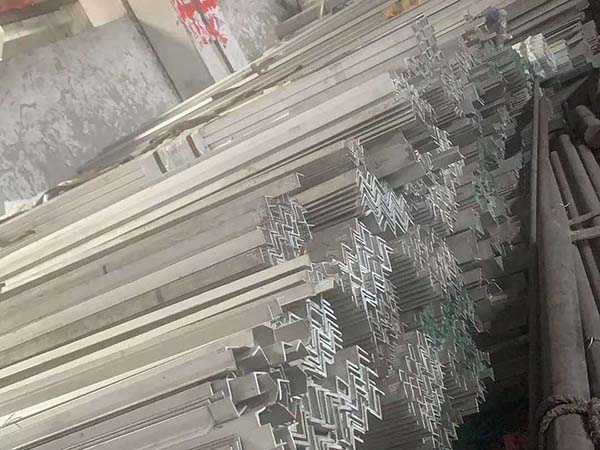不鏽鋼角鋼
